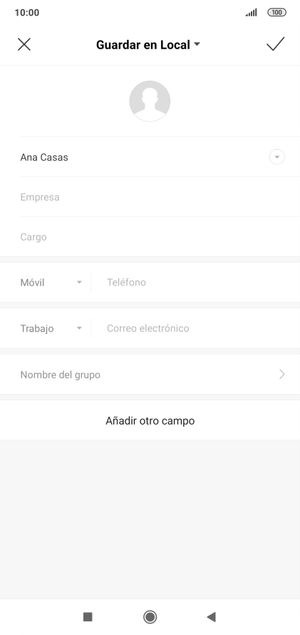 Pulsa Teléfono e introduce el número de teléfono deseado.