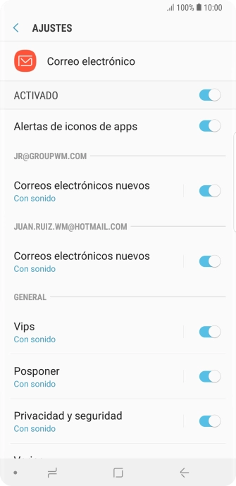 Pulsa el indicador bajo la cuenta de correo electrónico deseada para activar o desactivar la función.