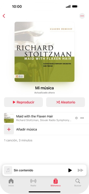 Desplázate a la categoría o a la lista de reproducción deseada y pulsa el archivo de música deseado.