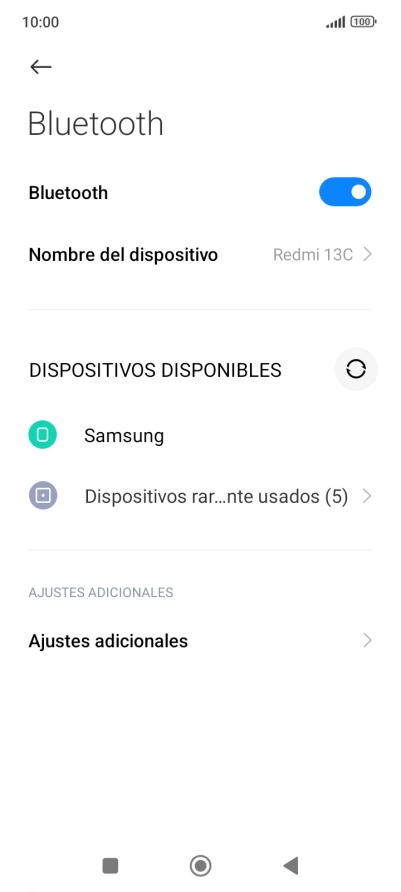 Pulsa el dispositivo Bluetooth deseado y sigue las indicaciones de la pantalla para vincular el dispositivo al teléfono.