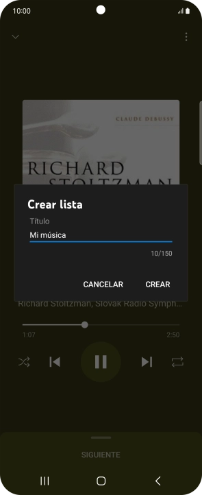 Introduce el nombre deseado de la lista de reproducción y pulsa CREAR.