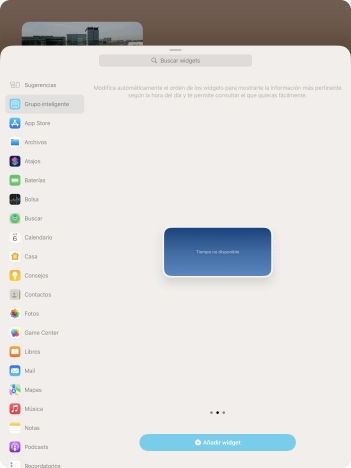 Desliza el dedo hacia la derecha o hacia la izquierda por la pantalla para seleccionar el tamaño de widget deseado.