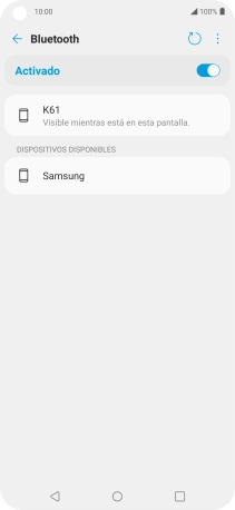 Pulsa el dispositivo Bluetooth deseado y sigue las indicaciones de la pantalla para vincular el dispositivo al teléfono.