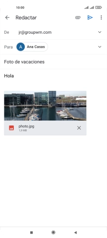 Pulsa el icono de envío cuando termines de escribir el correo electrónico.