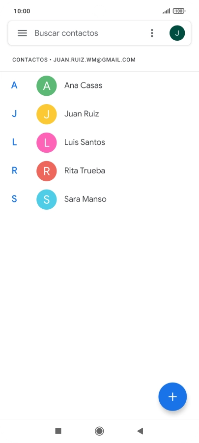 Pulsa el icono de nuevo contacto.