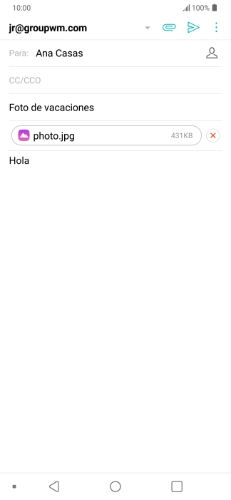 Pulsa el icono de envío cuando termines de escribir el correo electrónico.