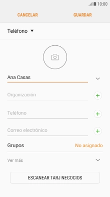 Pulsa Teléfono e introduce el número de teléfono deseado.