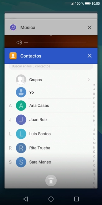 Para cerrar una sola aplicación en ejecución, desliza el dedo hacia la derecha sobre la aplicación deseada.