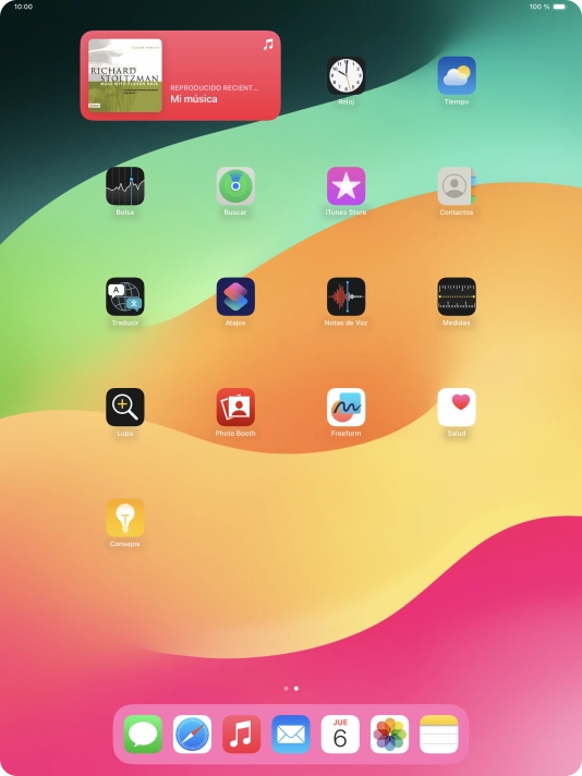 Si utilizas un grupo de widgets: Desliza el dedo hacia arriba o hacia abajo sobre el grupo para seleccionar el widget deseado.