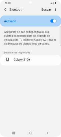 Pulsa el dispositivo Bluetooth deseado y sigue las indicaciones de la pantalla para vincular el dispositivo al teléfono.
