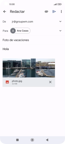 Pulsa el icono de envío cuando termines de escribir el correo electrónico.