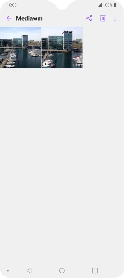 Pulsa el icono de compartir.