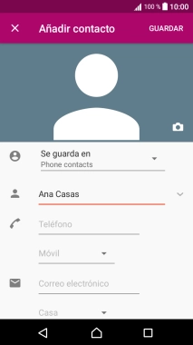 Pulsa Teléfono e introduce el número de teléfono deseado.