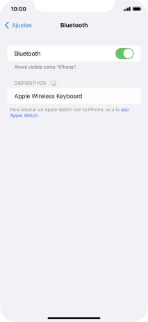 Pulsa el dispositivo Bluetooth deseado y sigue las indicaciones de la pantalla para vincular el dispositivo al teléfono.