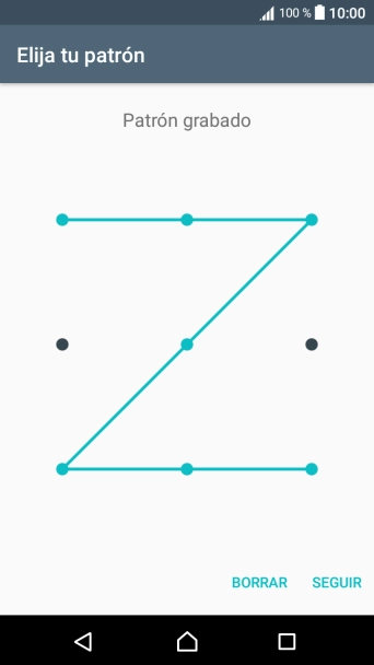 Desliza el dedo por la pantalla para unir por lo menos cuatro puntos y pulsa SEGUIR.
