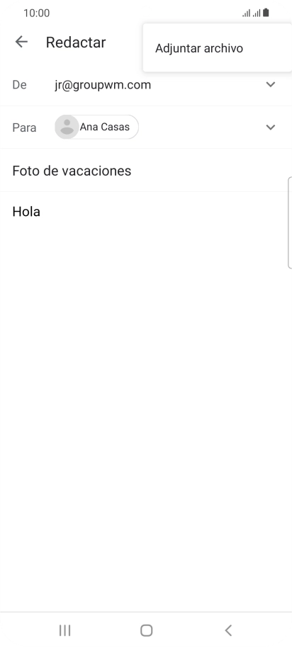 Pulsa Adjuntar archivo y desplázate a la carpeta deseada.