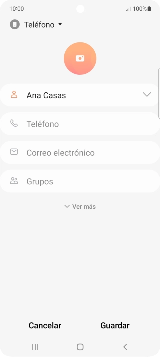 Pulsa Teléfono e introduce el número de teléfono deseado.
