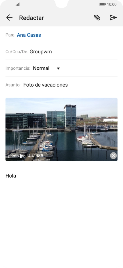 Pulsa el icono de envío cuando termines de escribir el correo electrónico.