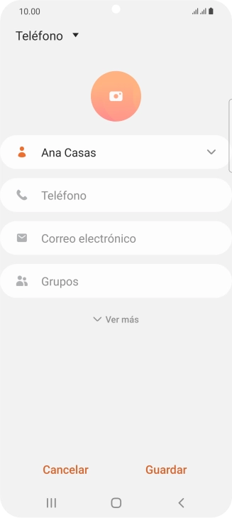 Pulsa Teléfono e introduce el número de teléfono deseado.