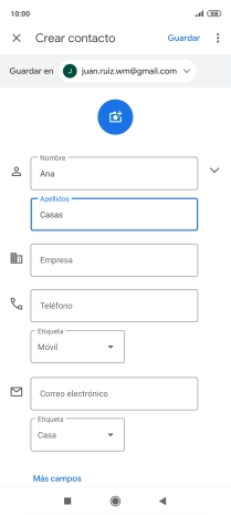 Pulsa Teléfono e introduce el número de teléfono deseado.