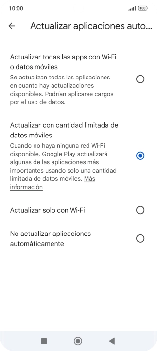 Para activar la actualización automática de apps a través de la red móvil, pulsa el campo junto a 