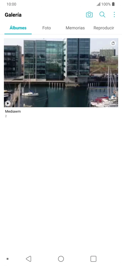 Pulsa Álbumes y desplázate a la carpeta deseada.