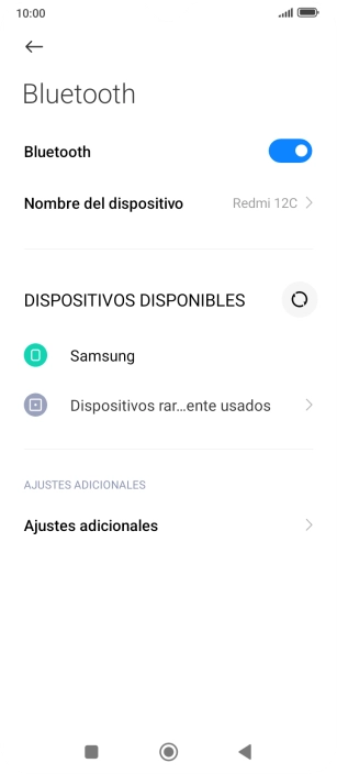 Pulsa el dispositivo Bluetooth deseado y sigue las indicaciones de la pantalla para vincular el dispositivo al teléfono.