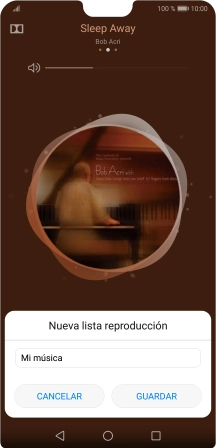 Introduce el nombre deseado de la lista de reproducción y pulsa GUARDAR.