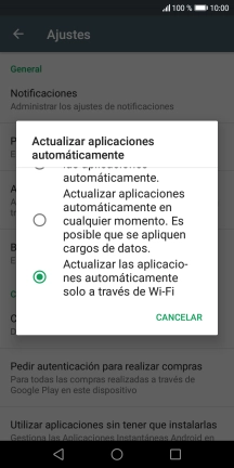 Para activar la actualización automática de apps a través de wifi, pulsa Actualizar las aplicaciones automáticamente solo a través de Wi-Fi..