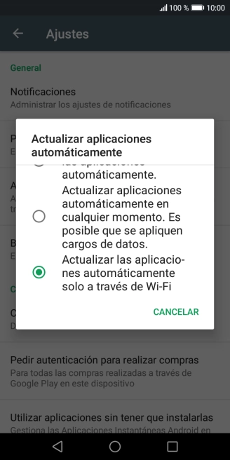 Para activar la actualización automática de apps a través de wifi, pulsa Actualizar las aplicaciones automáticamente solo a través de Wi-Fi..
