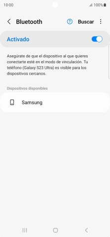 Pulsa el dispositivo Bluetooth deseado y sigue las indicaciones de la pantalla para vincular el dispositivo al teléfono.
