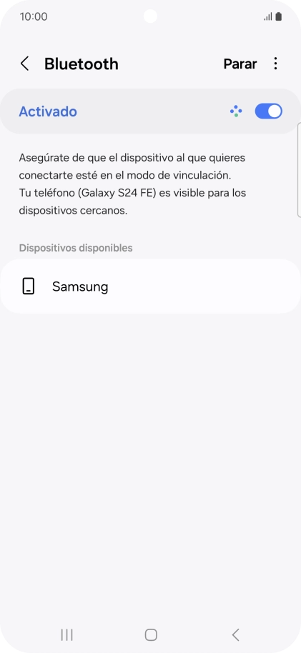 Pulsa el dispositivo Bluetooth deseado y sigue las indicaciones de la pantalla para vincular el dispositivo al teléfono.