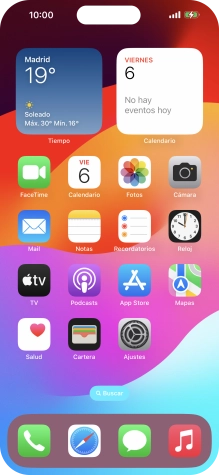 Cuando el icono de carga de batería aparece en la pantalla, el teléfono se está cargando.
