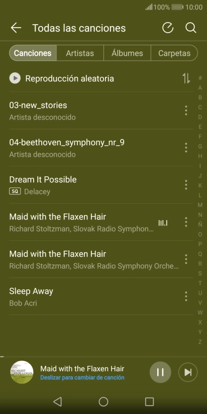 Pulsa el título de la canción en la parte inferior de la pantalla.