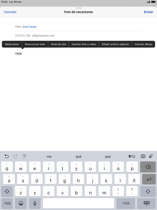 Pulsa Insertar foto o vídeo y sigue las indicaciones de la pantalla para adjuntar una fotografía o un videoclip.