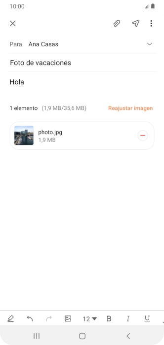 Pulsa el icono de envío cuando termines de escribir el correo electrónico.