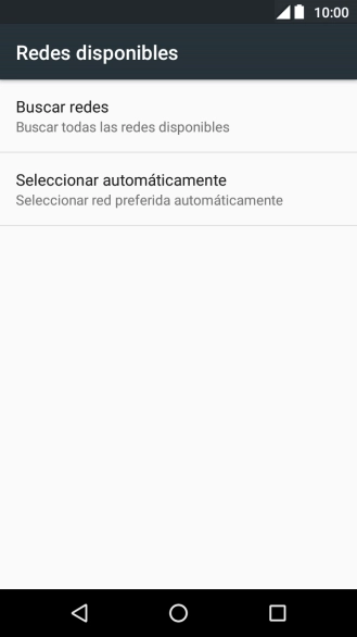 Si quieres seleccionar la red de forma manual, pulsa Buscar redes y espera un momento mientras el teléfono está buscando las redes disponibles.