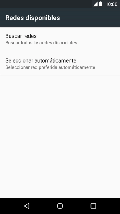 Si quieres seleccionar la red de forma manual, pulsa Buscar redes y espera un momento mientras el teléfono está buscando las redes disponibles.