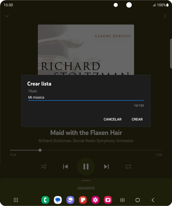 Introduce el nombre deseado de la lista de reproducción y pulsa CREAR.