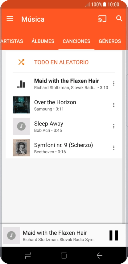 Pulsa el título de la canción en la parte inferior de la pantalla.
