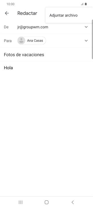 Pulsa Adjuntar archivo y desplázate a la carpeta deseada.