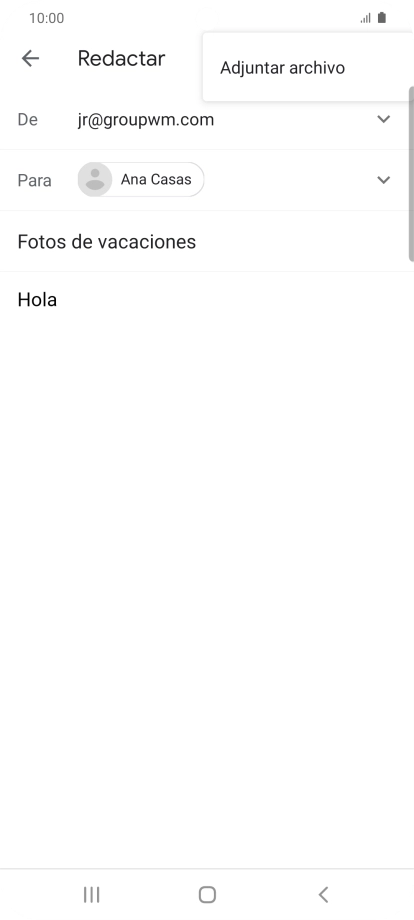 Pulsa Adjuntar archivo y desplázate a la carpeta deseada.