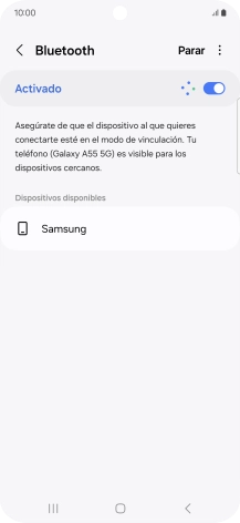 Pulsa el dispositivo Bluetooth deseado y sigue las indicaciones de la pantalla para vincular el dispositivo al teléfono.