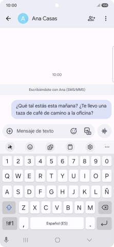 Empieza una conversación y pulsa el icono de IA.
