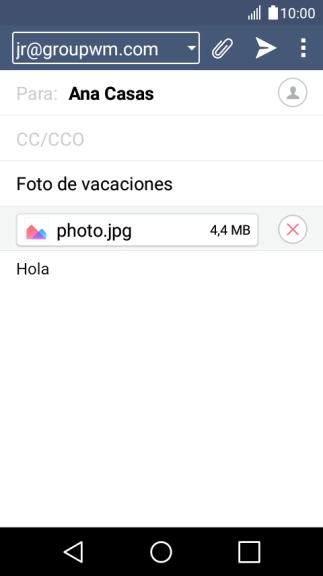 Pulsa el icono de envío cuando termines de escribir el correo electrónico.