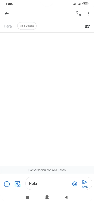 Pulsa el icono de envío cuando termines de escribir el mensaje corto.