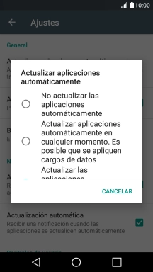 Pulsa Actualizar las aplicaciones automáticamente solo a través de Wi-Fi para activar la función.