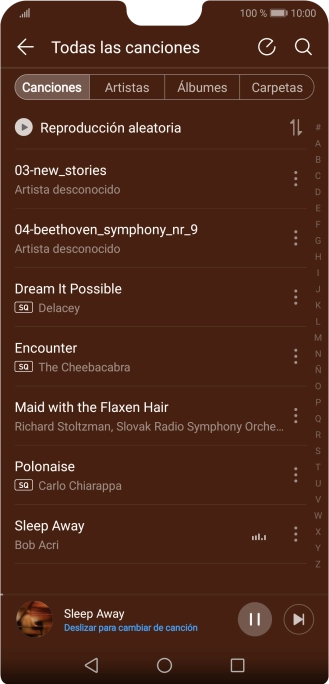 Pulsa el título de la canción en la parte inferior de la pantalla.
