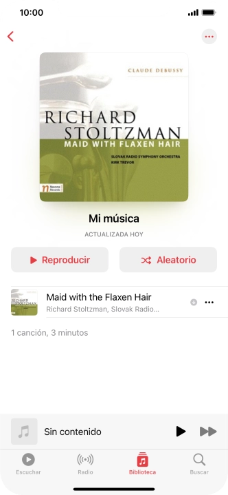 Desplázate a la categoría o a la lista de reproducción deseada y pulsa el archivo de música deseado.