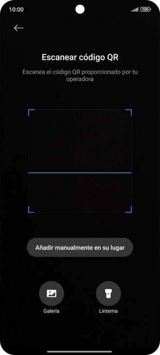 Coloca el código QR dentro del marco de la cámara del teléfono para escanearlo.